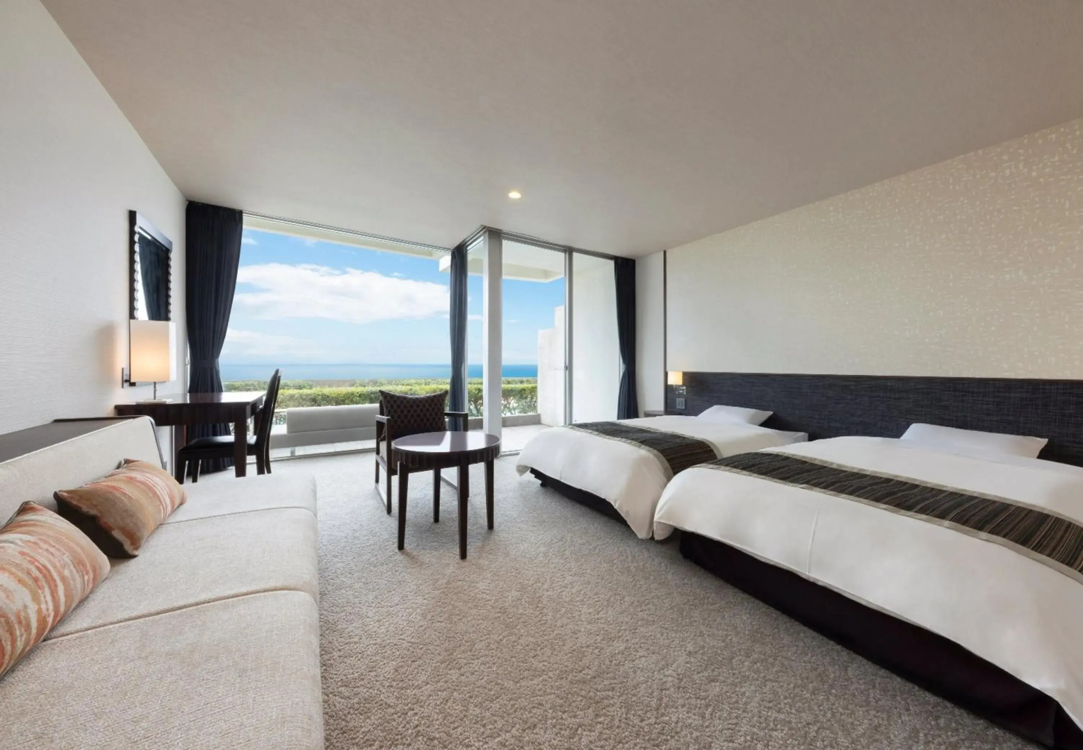 Kamogawa Grand Hotel