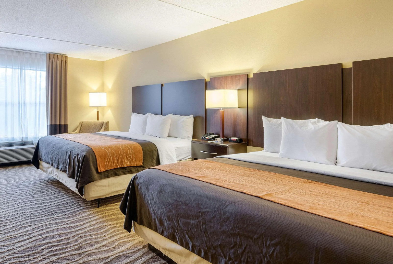 Comfort Inn & Suites Lexington Park near Pax River