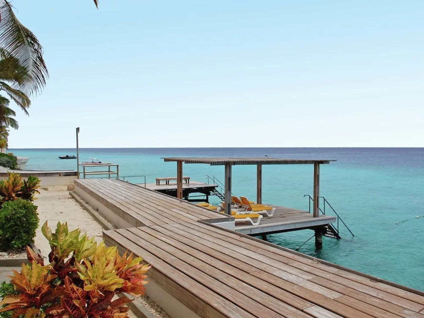 Apartment for six Persons in the Village Belnem on Bonaire