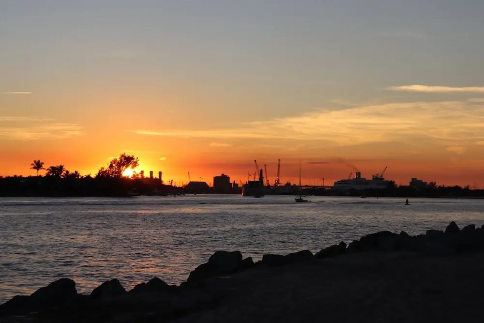 Seas The Day 1 - 2br Beach On Singer Island 2 Bedroom Duplex