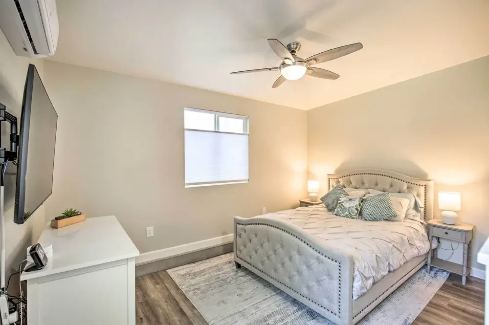 Coastal Carlsbad Home: 1 Mi to Beach & Downtown