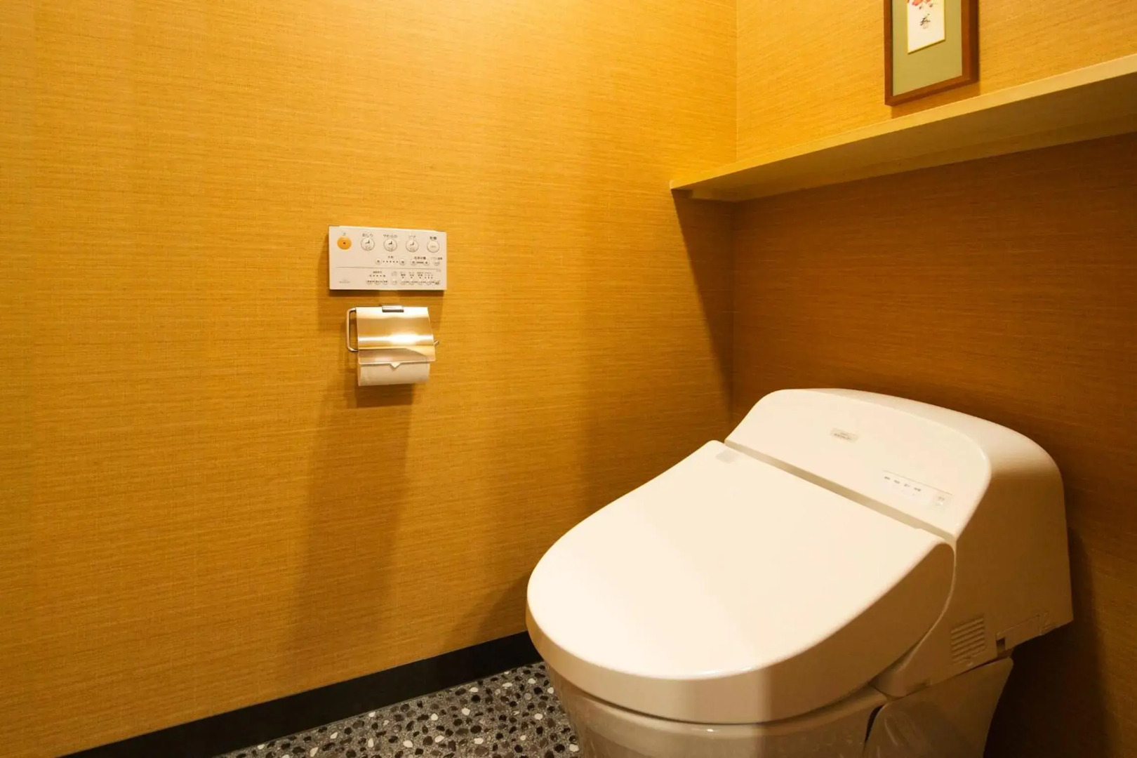 Puri Naga Beachfront Cottages