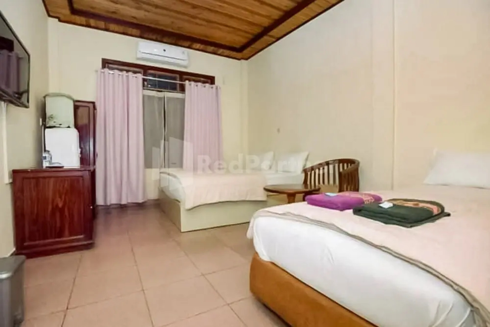 Hotel Ar Riyadh Kuala Tungkal