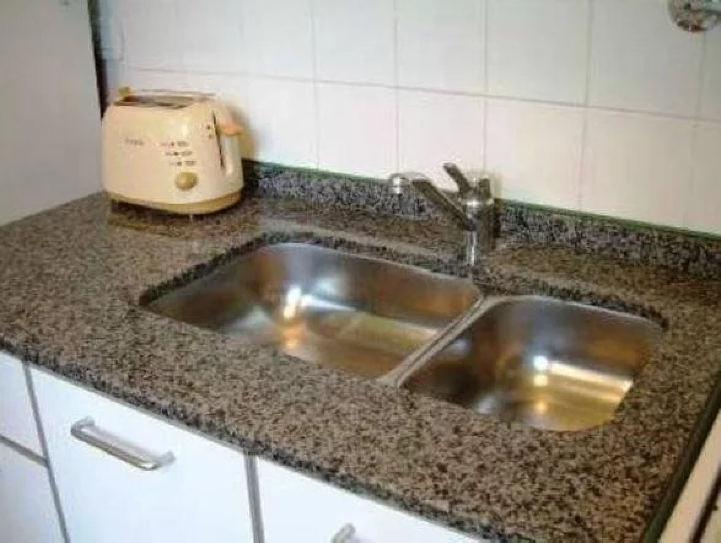 Solares de Maipú Apart Hotel