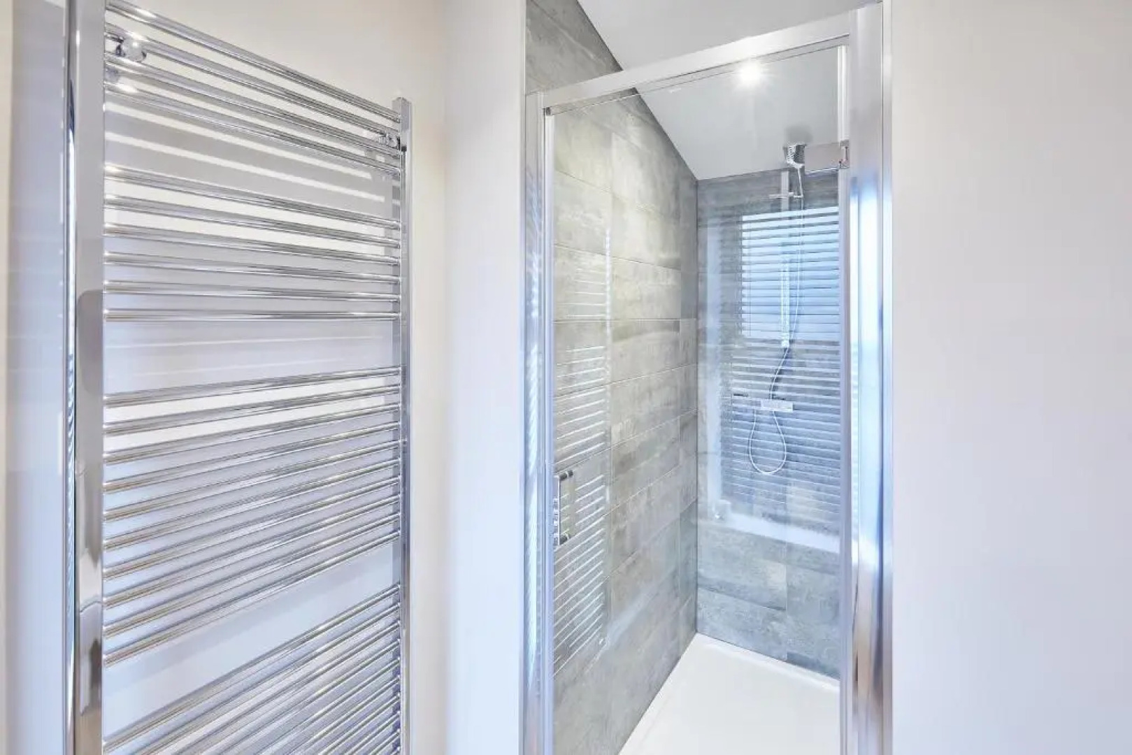 Host Stay Ramblers Retreat