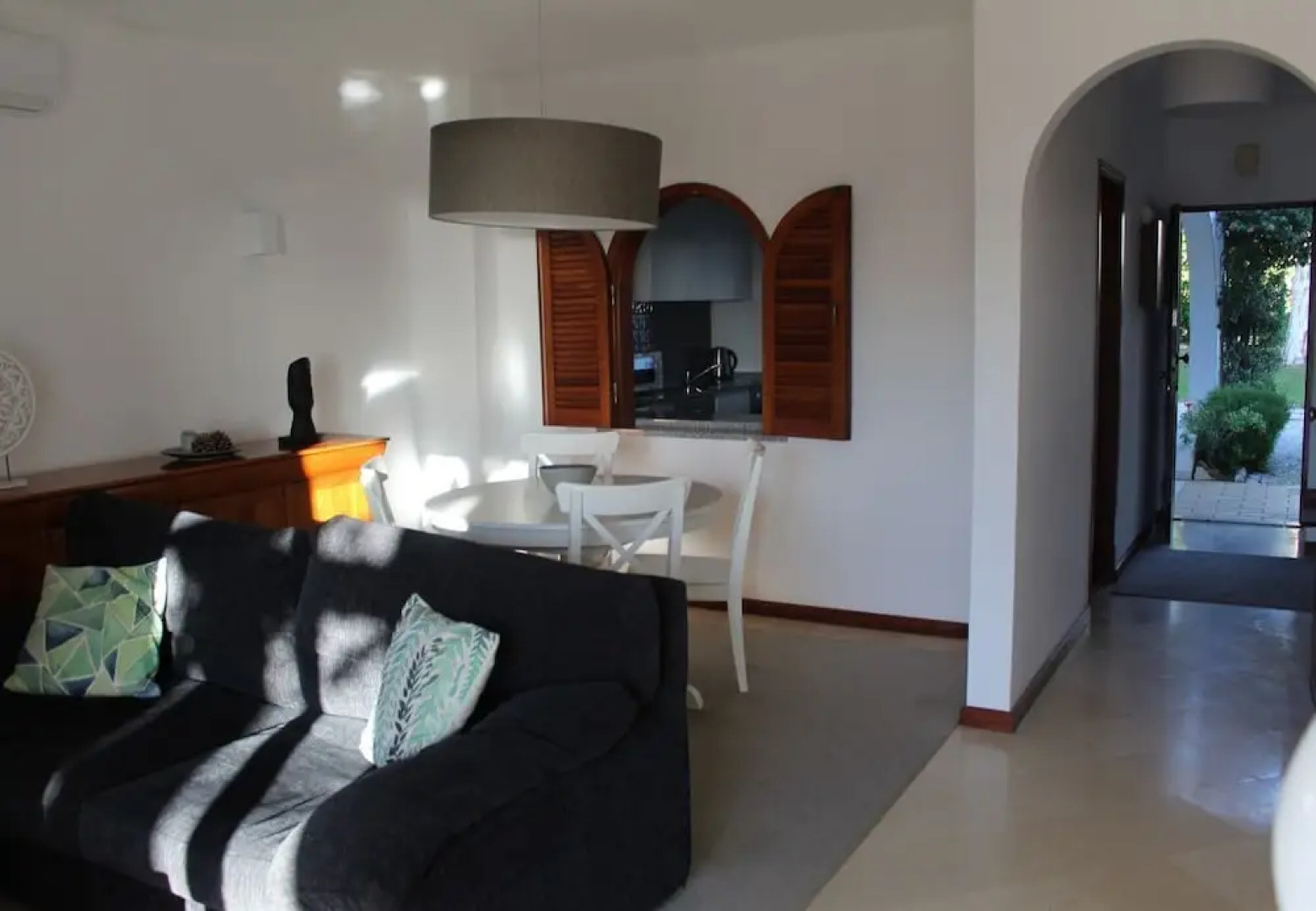 Luxury Villa Gaivota with 2 Balconies