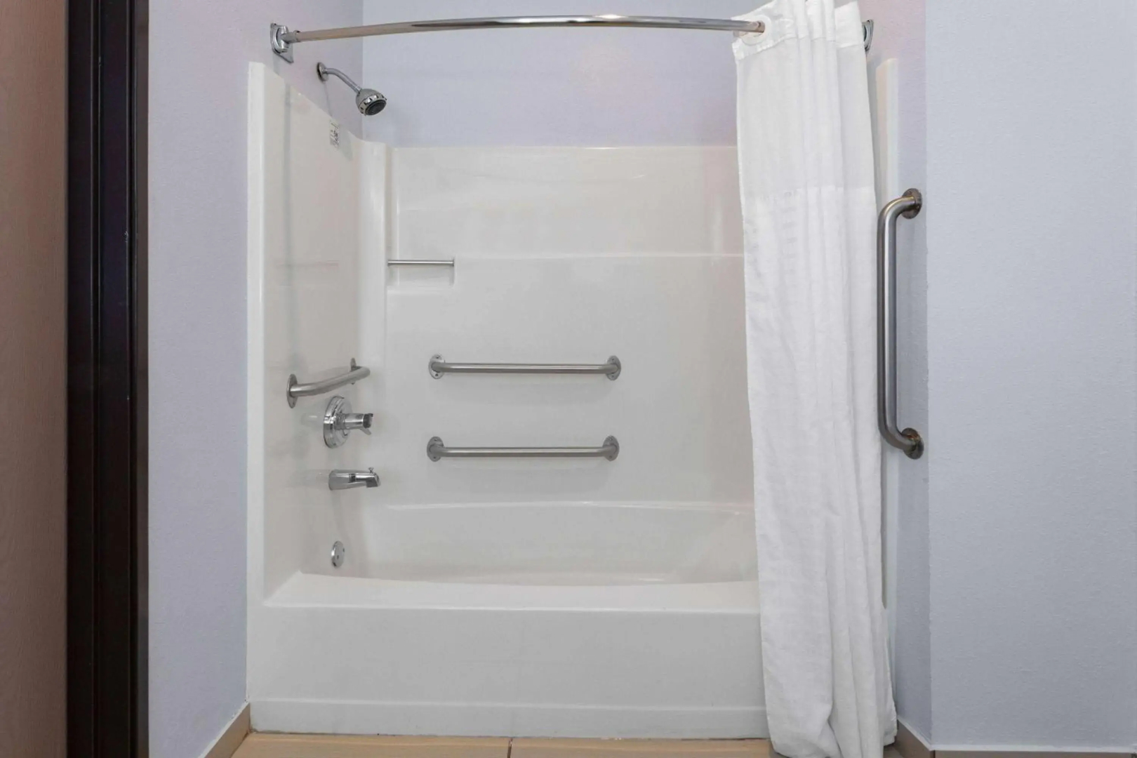 AmericInn by Wyndham Quincy