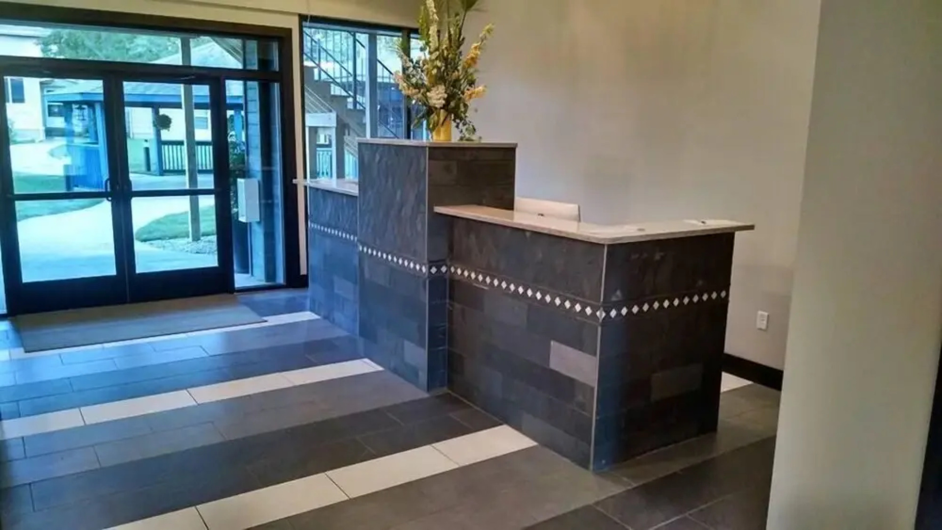 Okoboji Commons Hotel