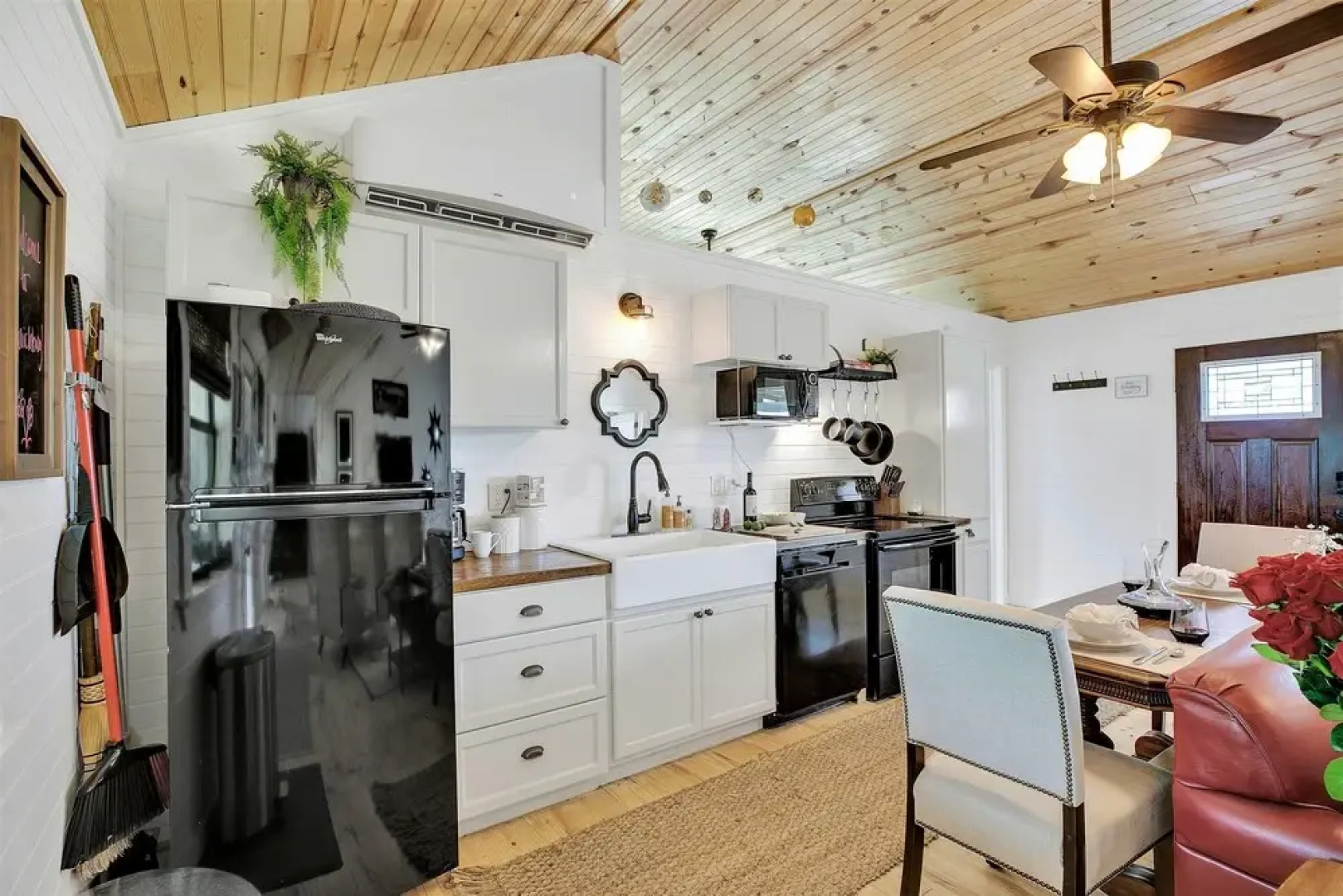 Luxurious Cottage on 3-Acre's in Fred Wine Country