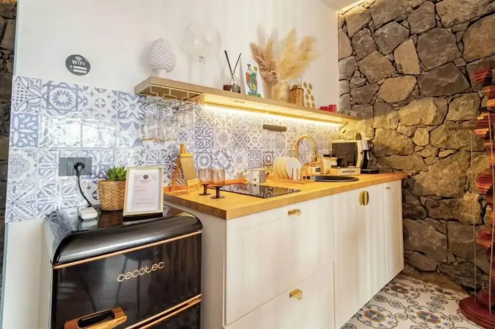 Dolce Lava - Natural Luxury Experience