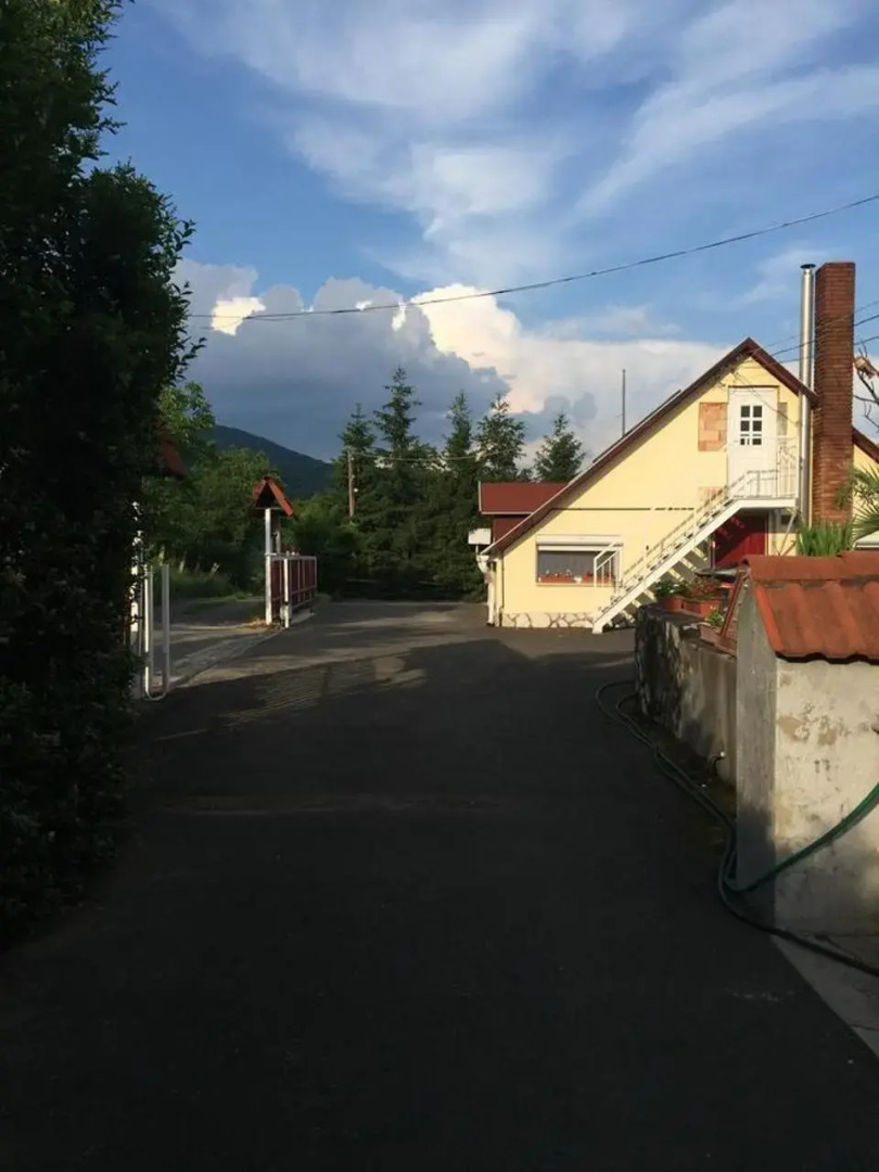 Sárvári Vendégház Pécs,Hosszúhetény