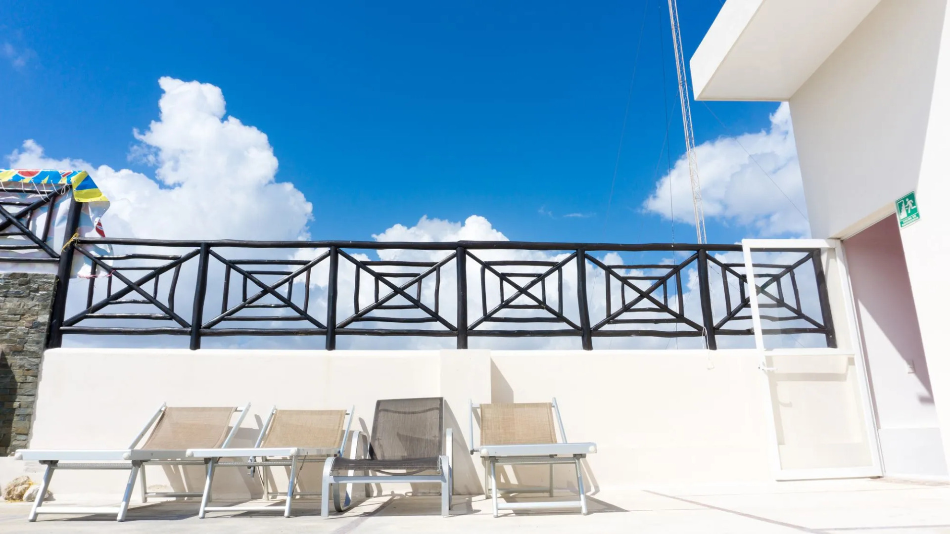 Hotel Suites La Roca