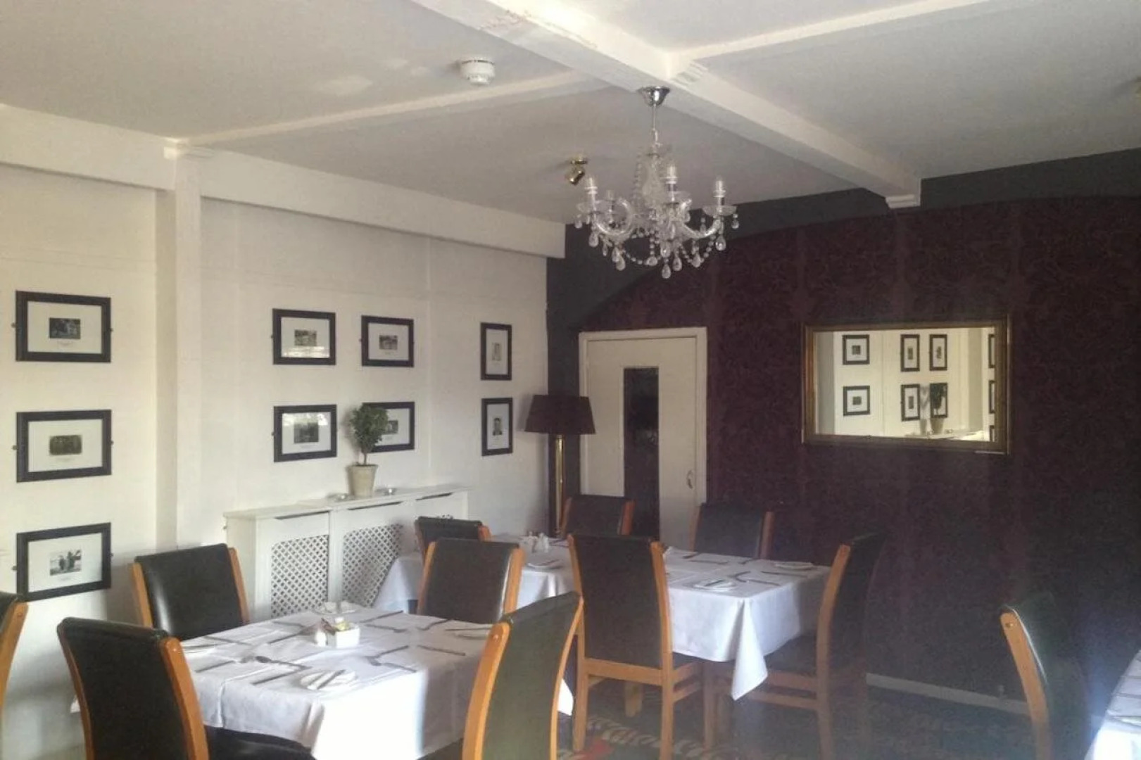 Sir William Fox Hotel