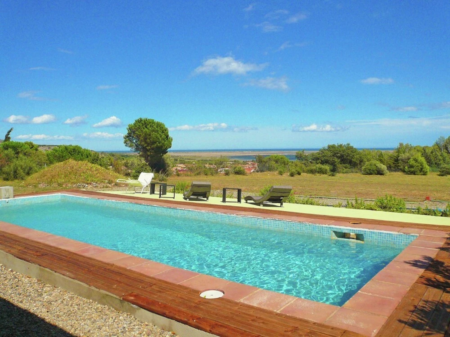 Gorgeous Villa in La Palme With Swimming Pool