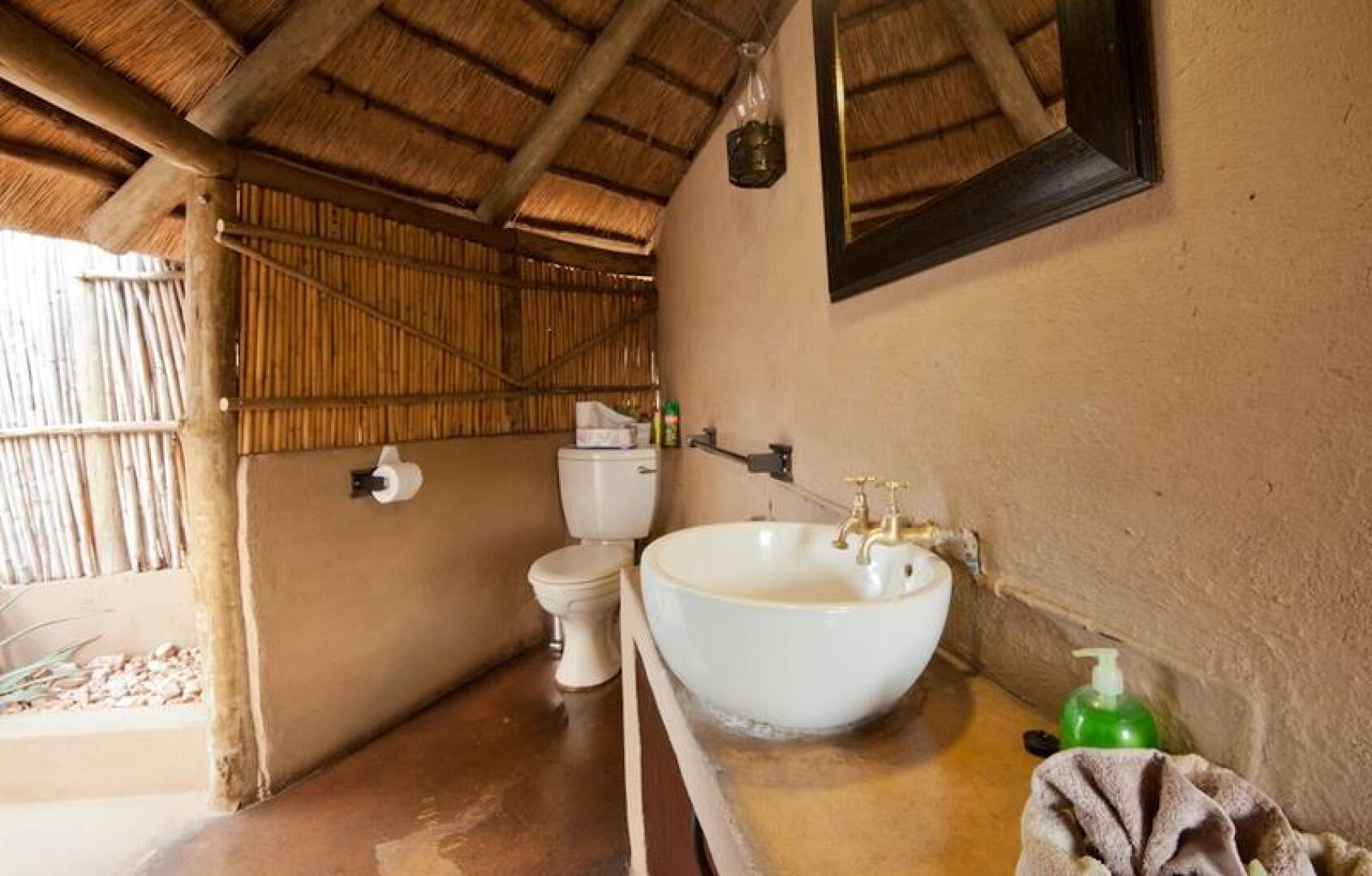 Bateleur Safari Camp