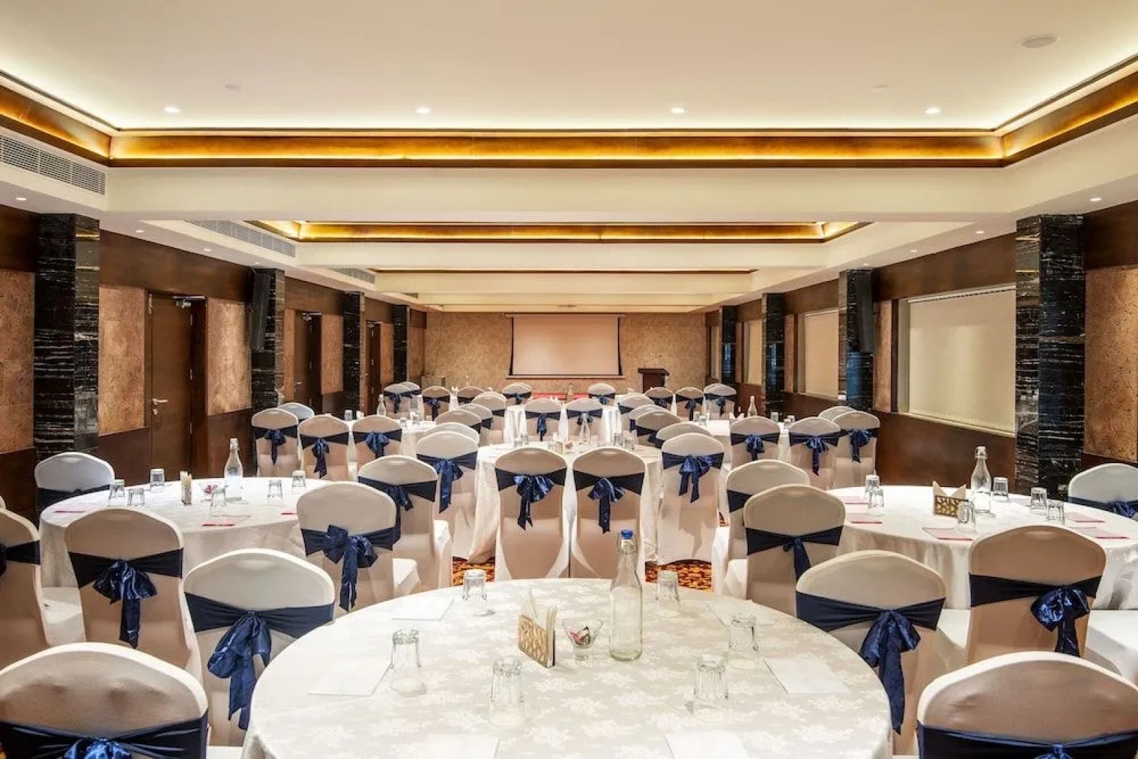 Niraamaya Retreats Samroha Athirappilly