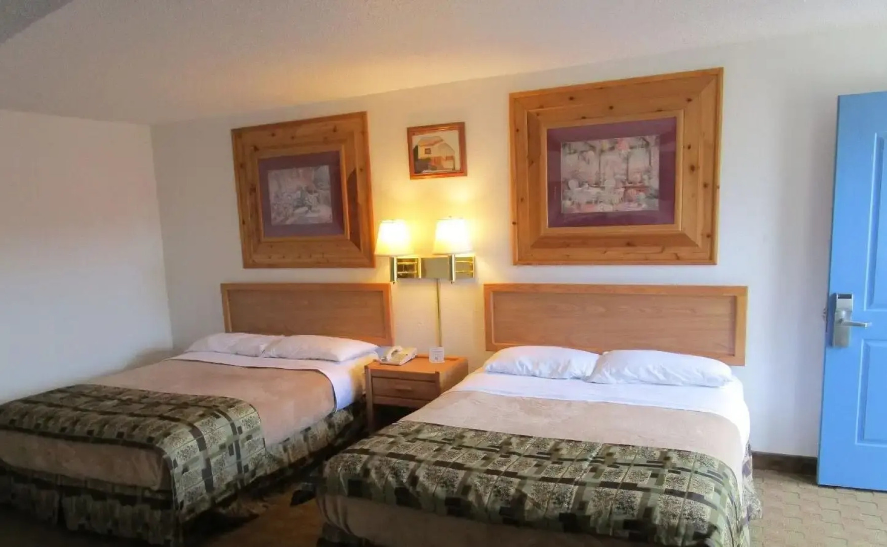 North Country Inn & Suites