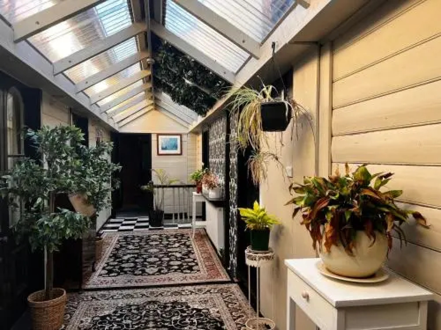 Quality Inn St. Mounts