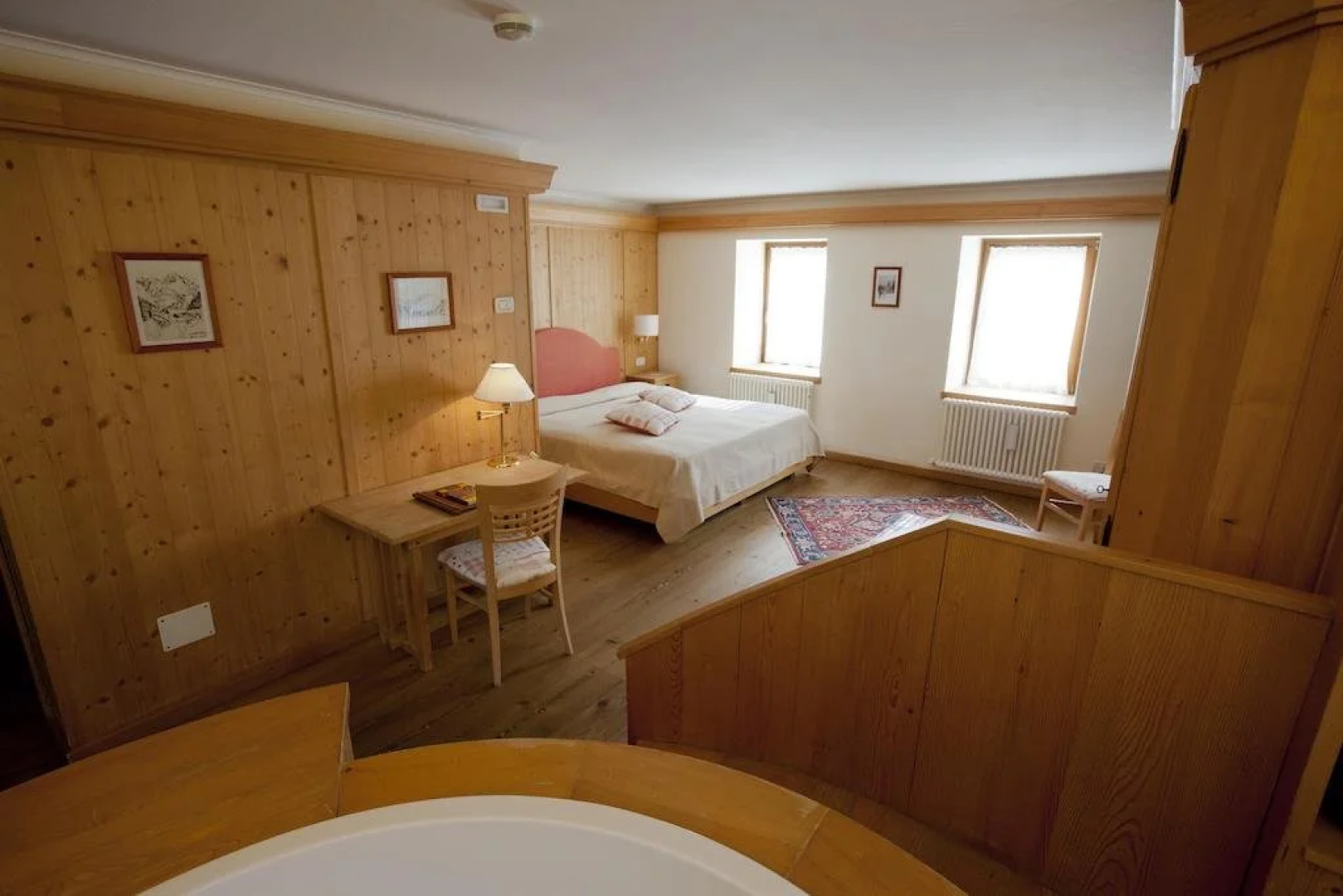 Hotel Valbruna Inn