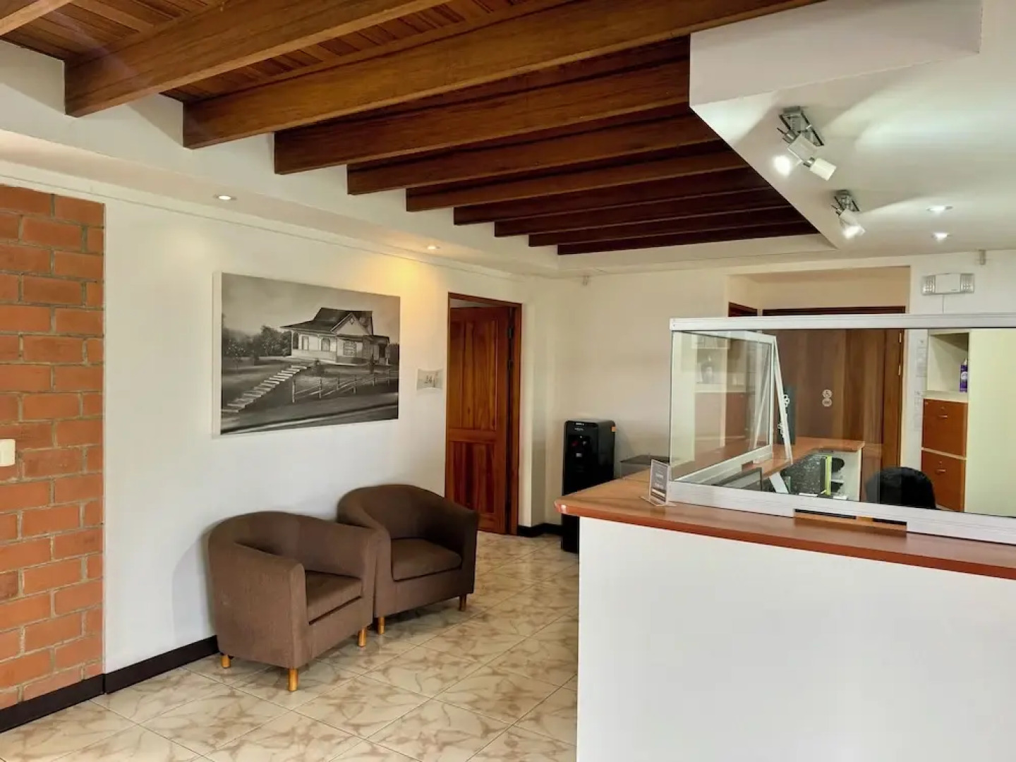 Legacy Boutique Hotel