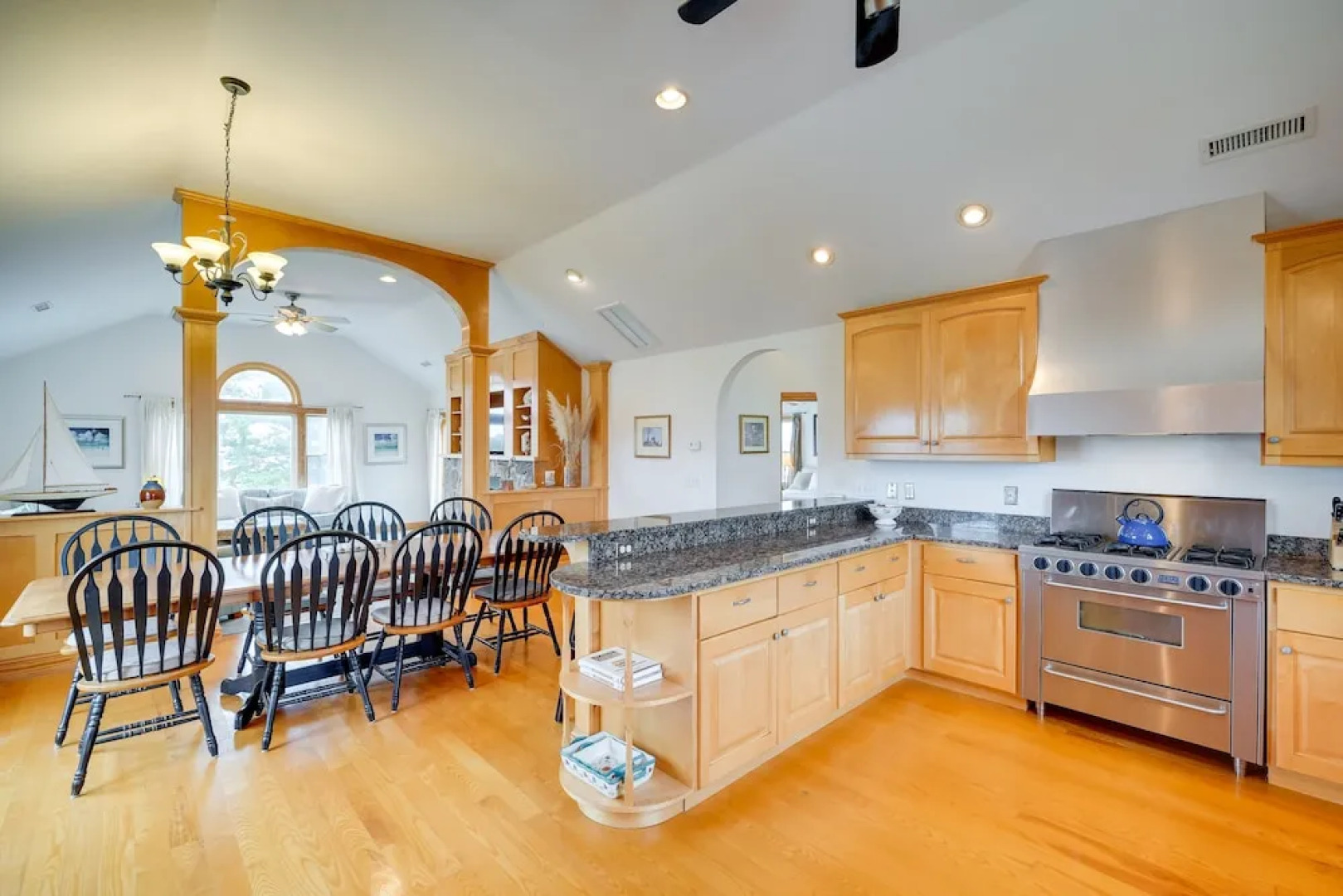 Waterfront Outer Banks Home w/ Beach Access