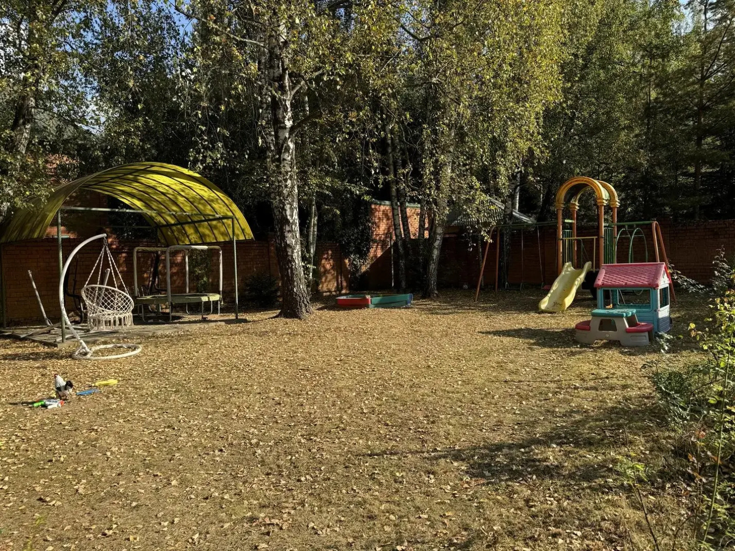 Коттеджи в деревне Грибки