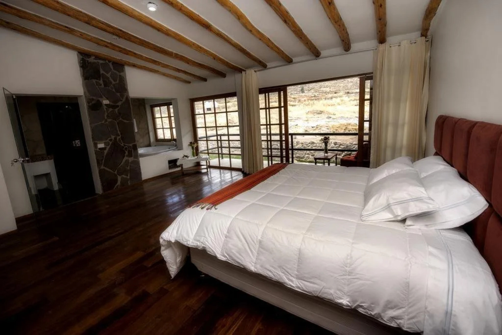 Apuvilla Luxury Ecolodge