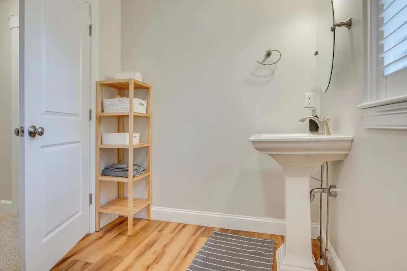 Stylish Arundel Cottage, 6 Mi to Dock Square!