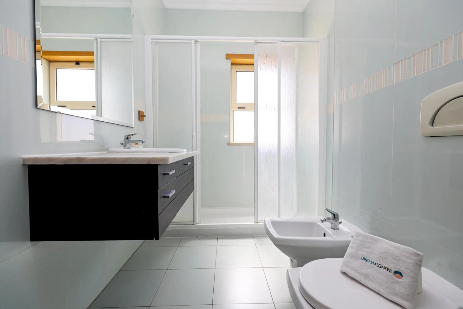 C07 - 3 Bed Penthouse in Lagos