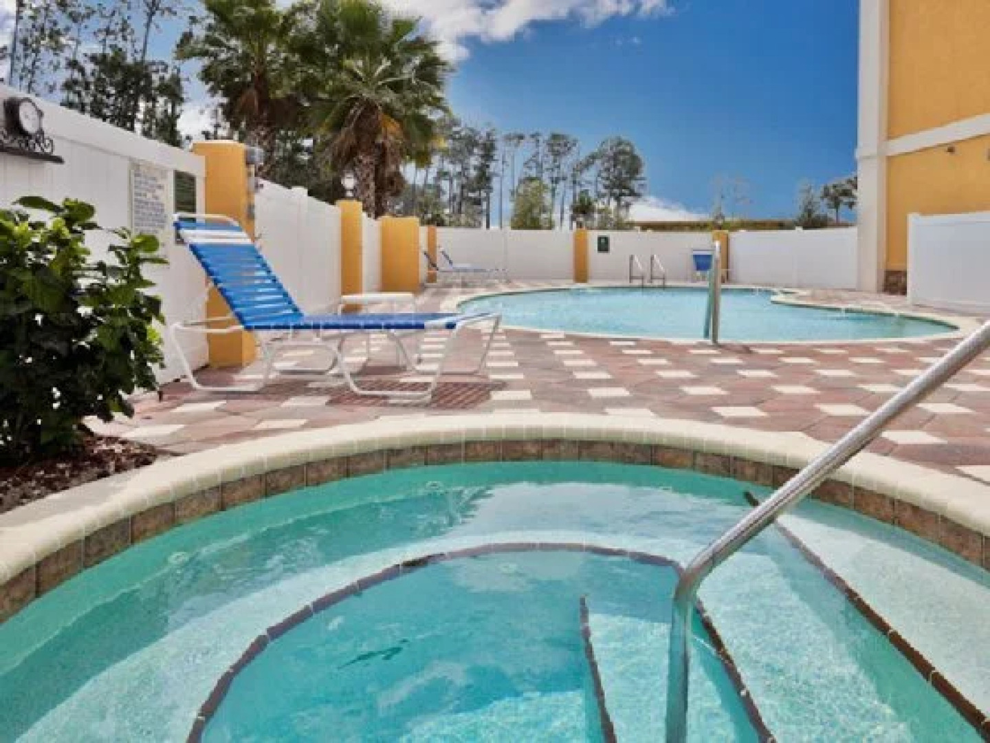 Holiday Inn Express And Suites Ormond Beach North Daytona