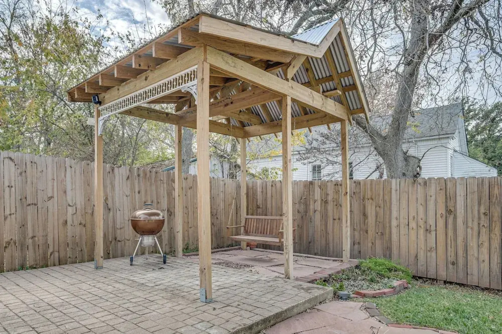 Brenham Rental w/ Deck & Yard < 1 Mi to Downtown!