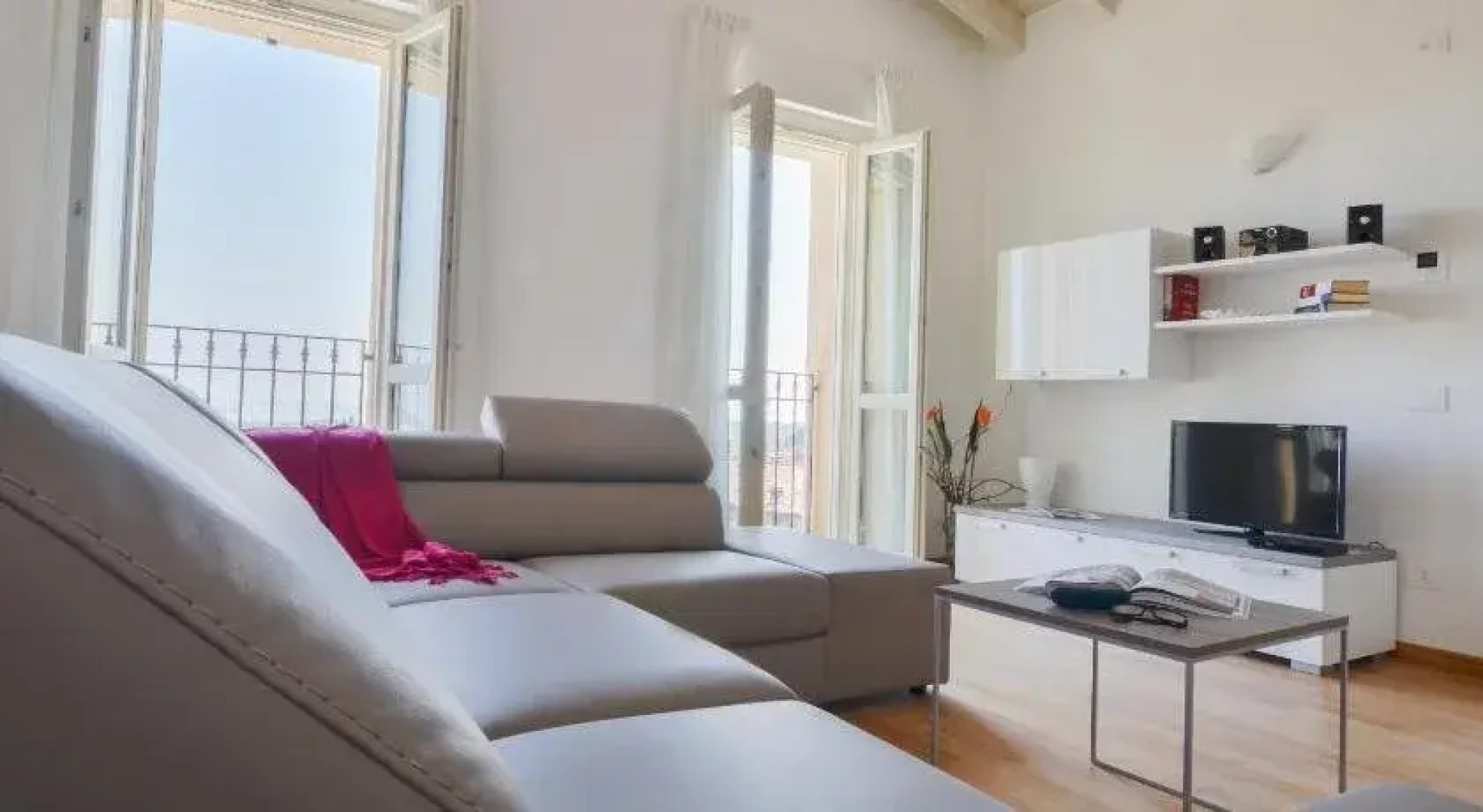 Polpenazze Halldis Apartments