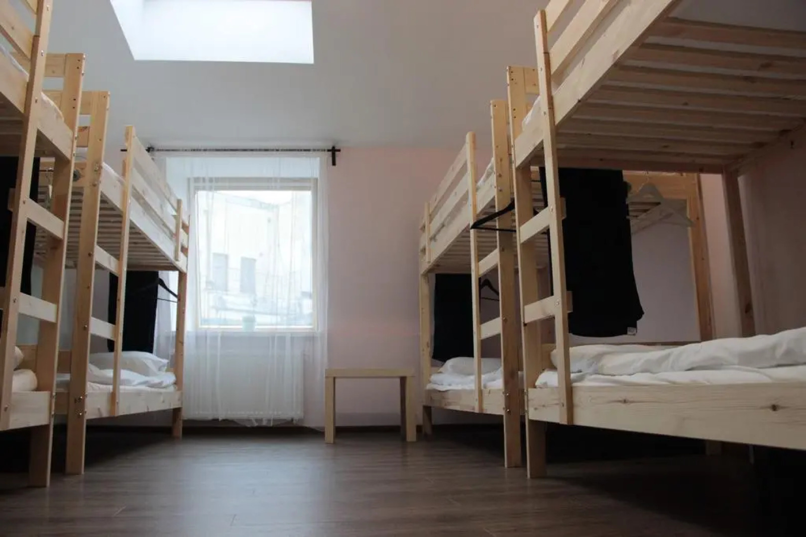 Хостел Angel Court Yard