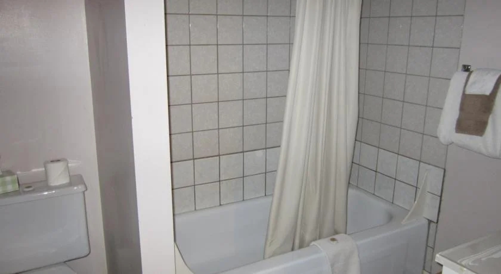 Bella Coola Mountain Lodge