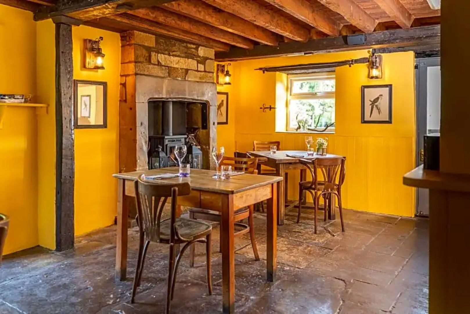 Rising Sun Pub, Restaurant and Room