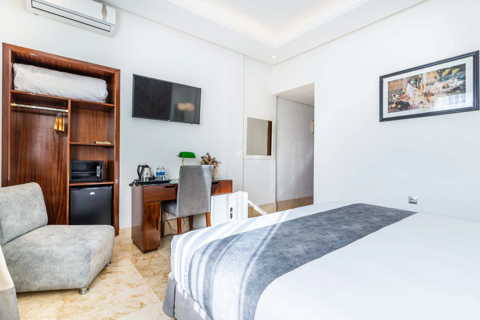 One hotel Casablanca