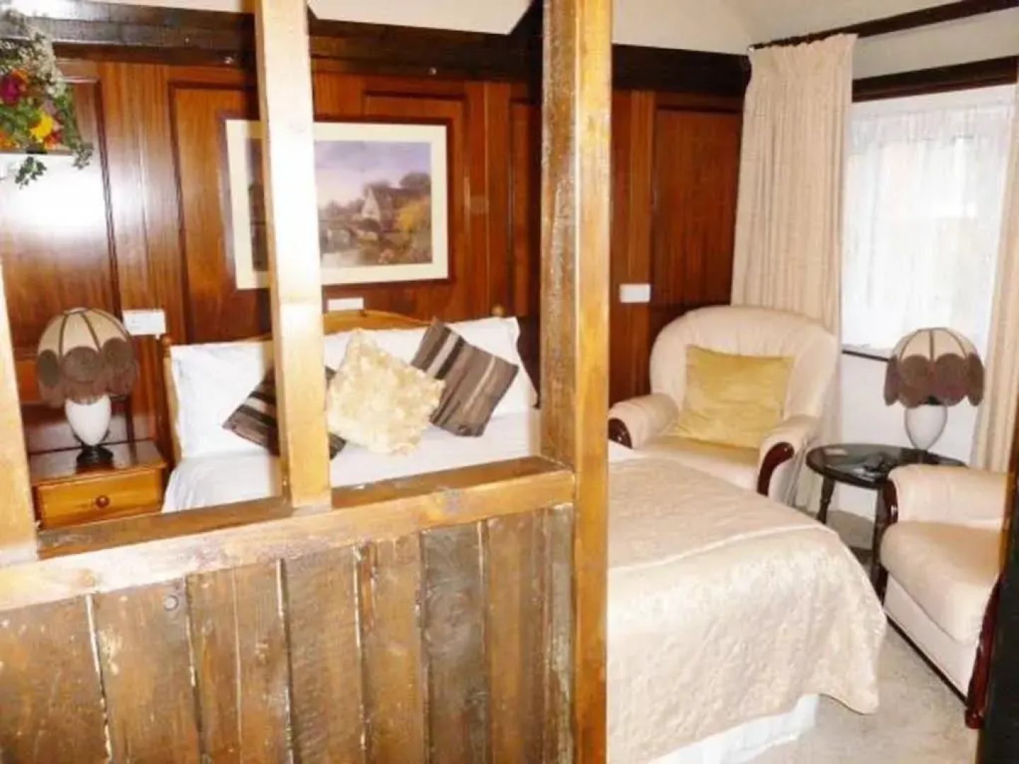 School Lodge Country Guesthouse