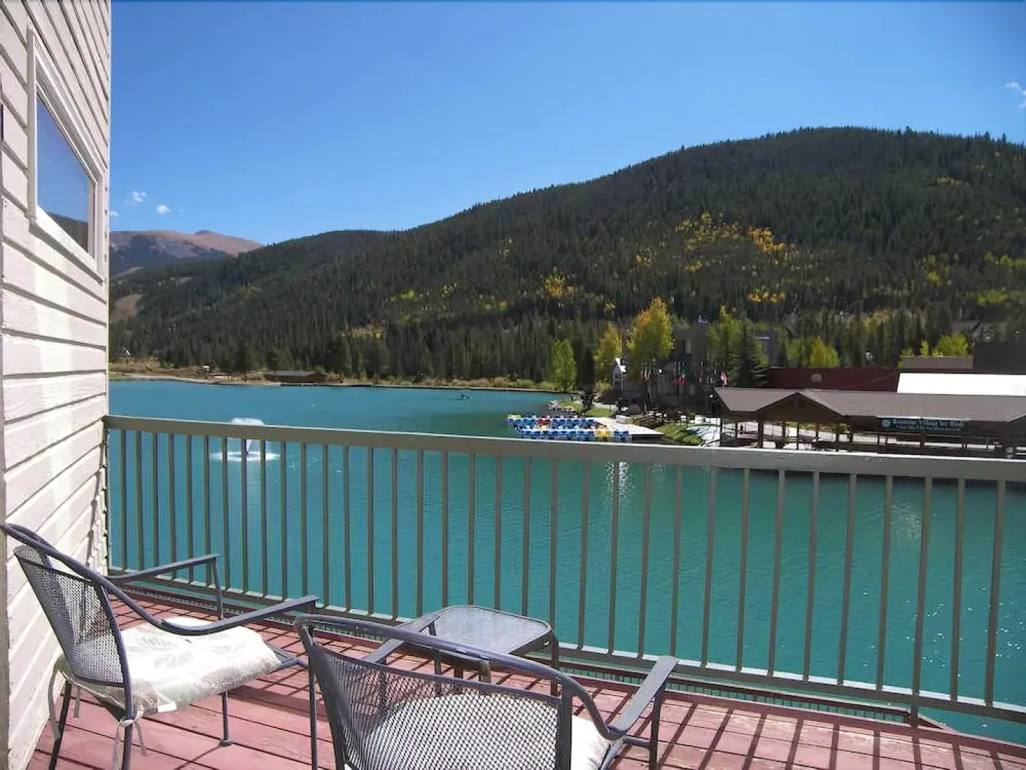 Lakeshore 1 Ba Studio condo by RedAwning