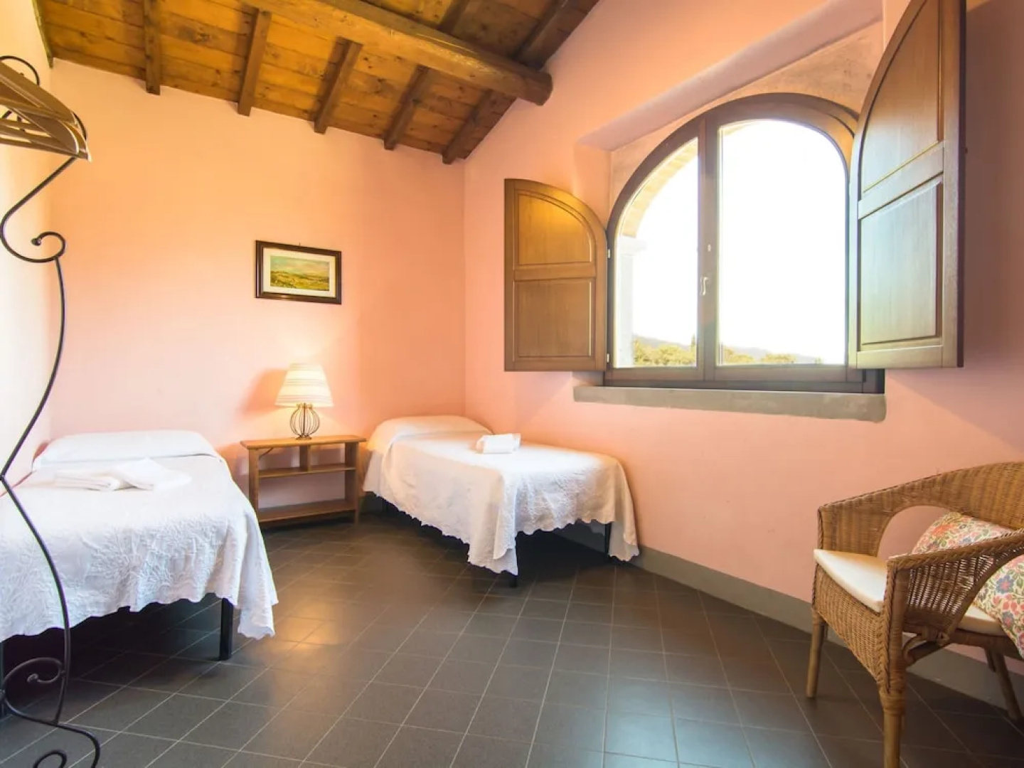 Scenic Stay Near Florence