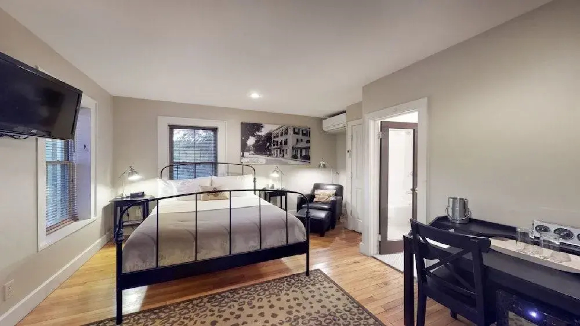 The 1850 House Inn and Tavern