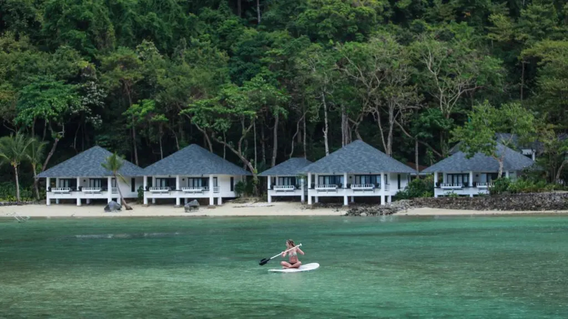 Lagen Island Resort