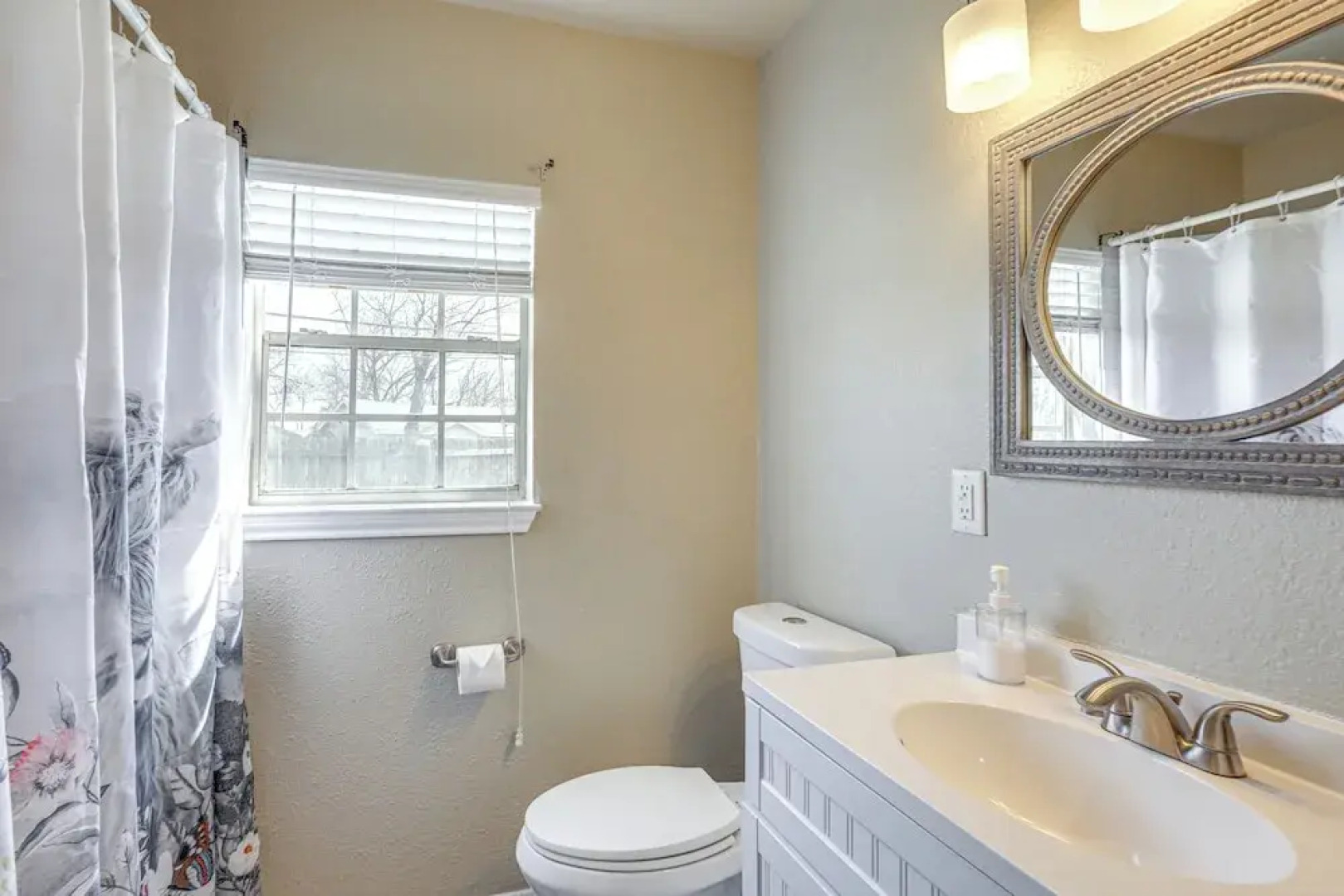 5 Mi to Belton Lake: Home w/ Large Yard!