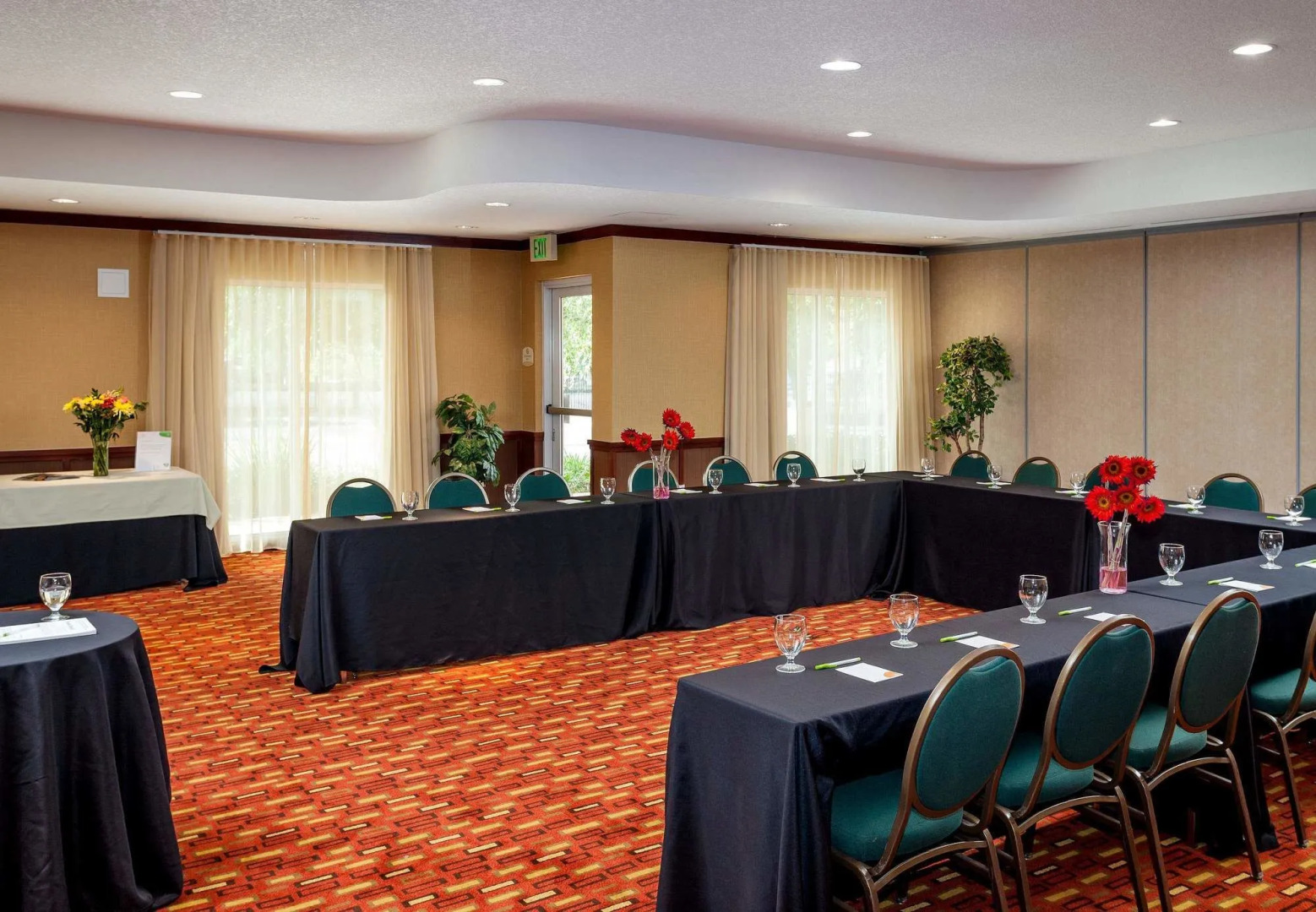 Courtyard by Marriott Ventura Simi Valley