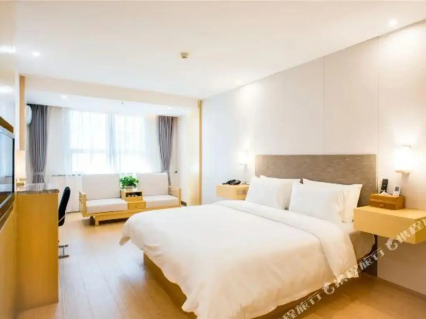 Yitel Trend (Fuzhou Guping Road Provincial Government Pingshan Metro Station)