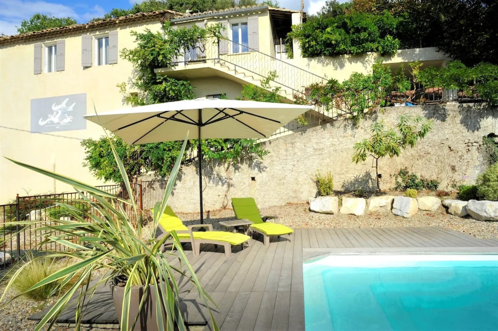 House With 3 Bedrooms in Entrechaux, With Private Pool and Furnished T