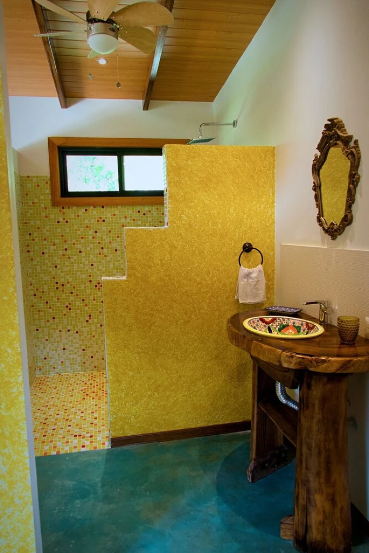 Buena Onda Jungle Lodge