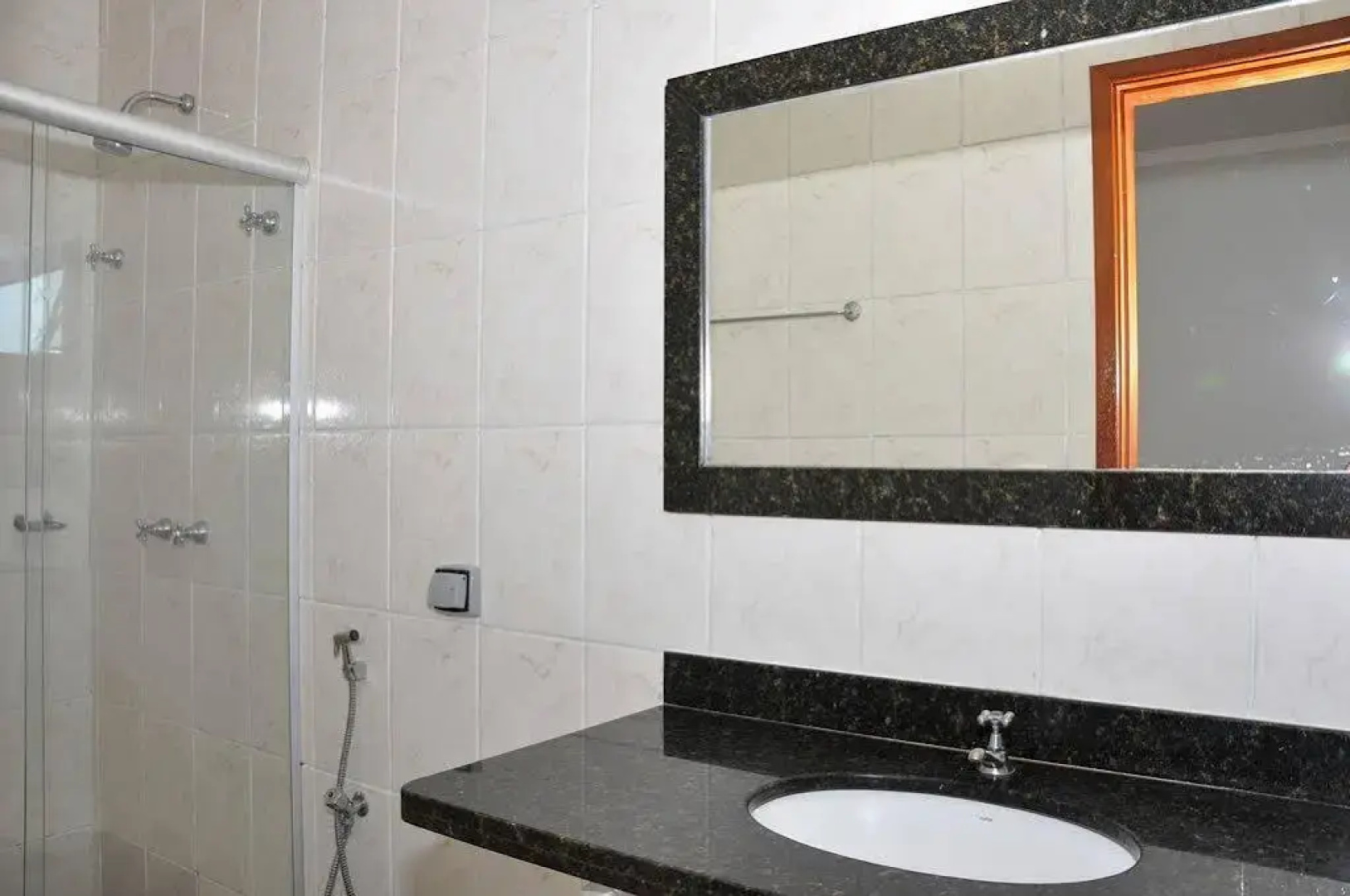 Hotel Carolina 2
