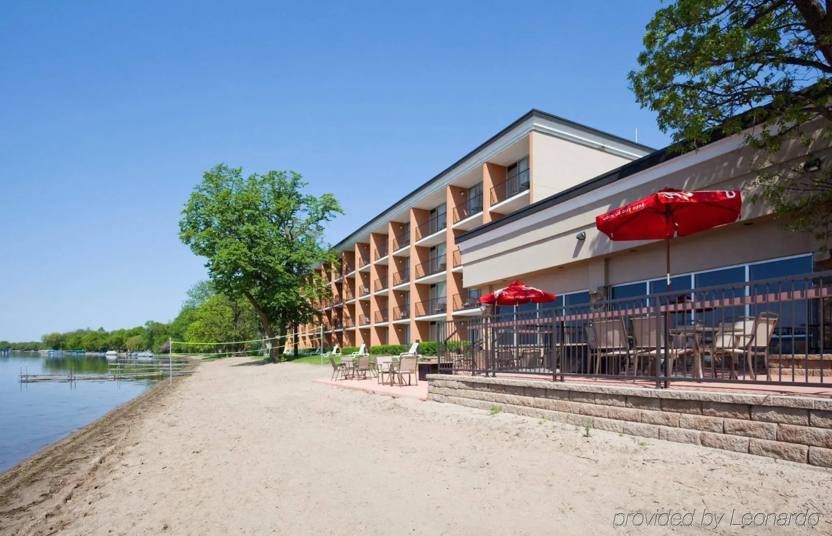 Holiday Inn Detroit Lakes by IHG