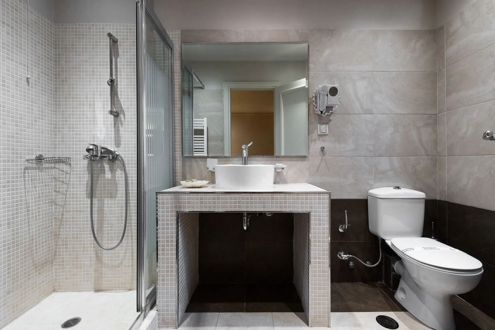 Maniatis Hotels & Resorts