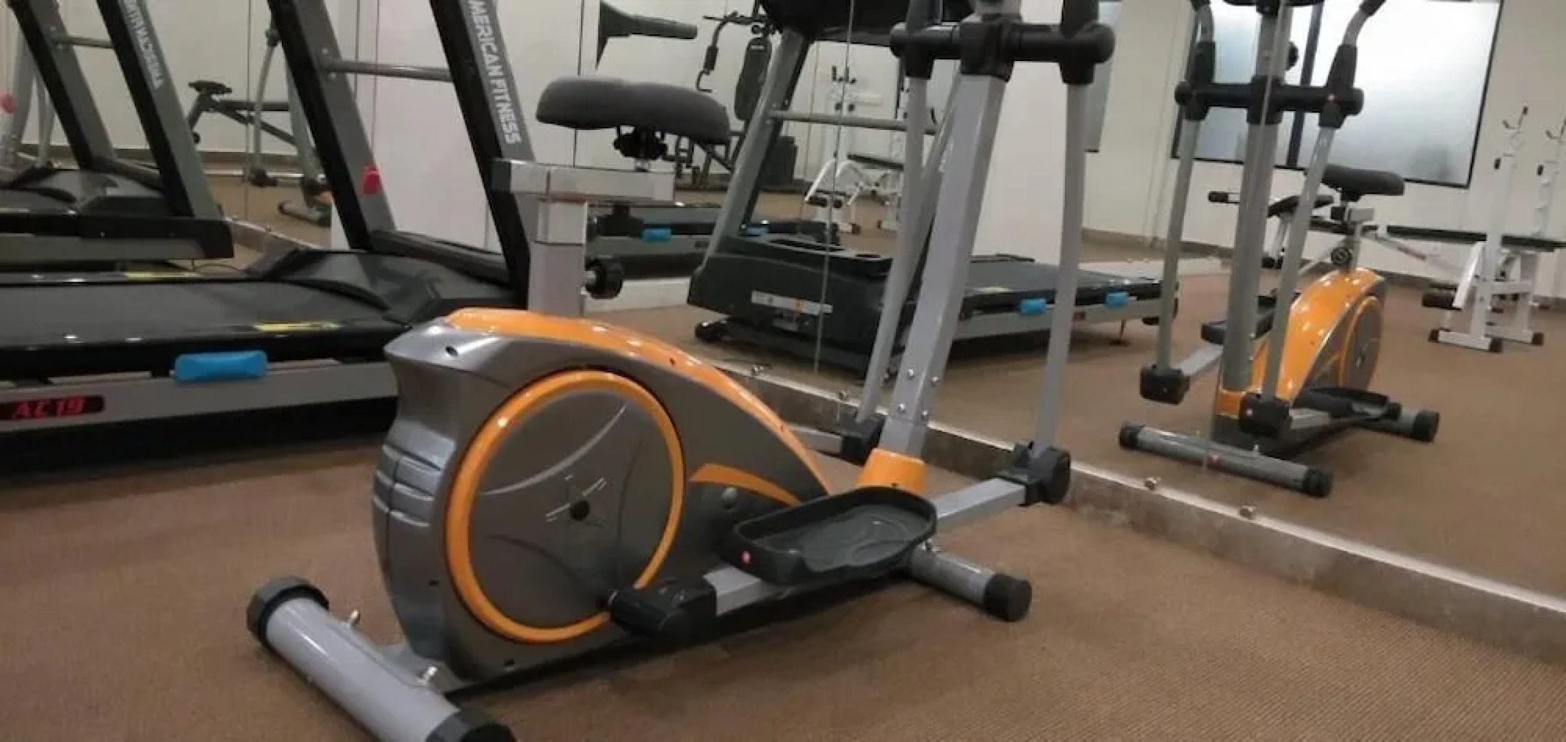 Zifan Hotel & Suites